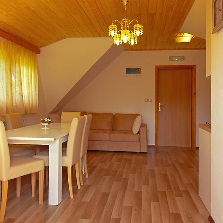 Apartment Ivan Smoljanac Habitación foto